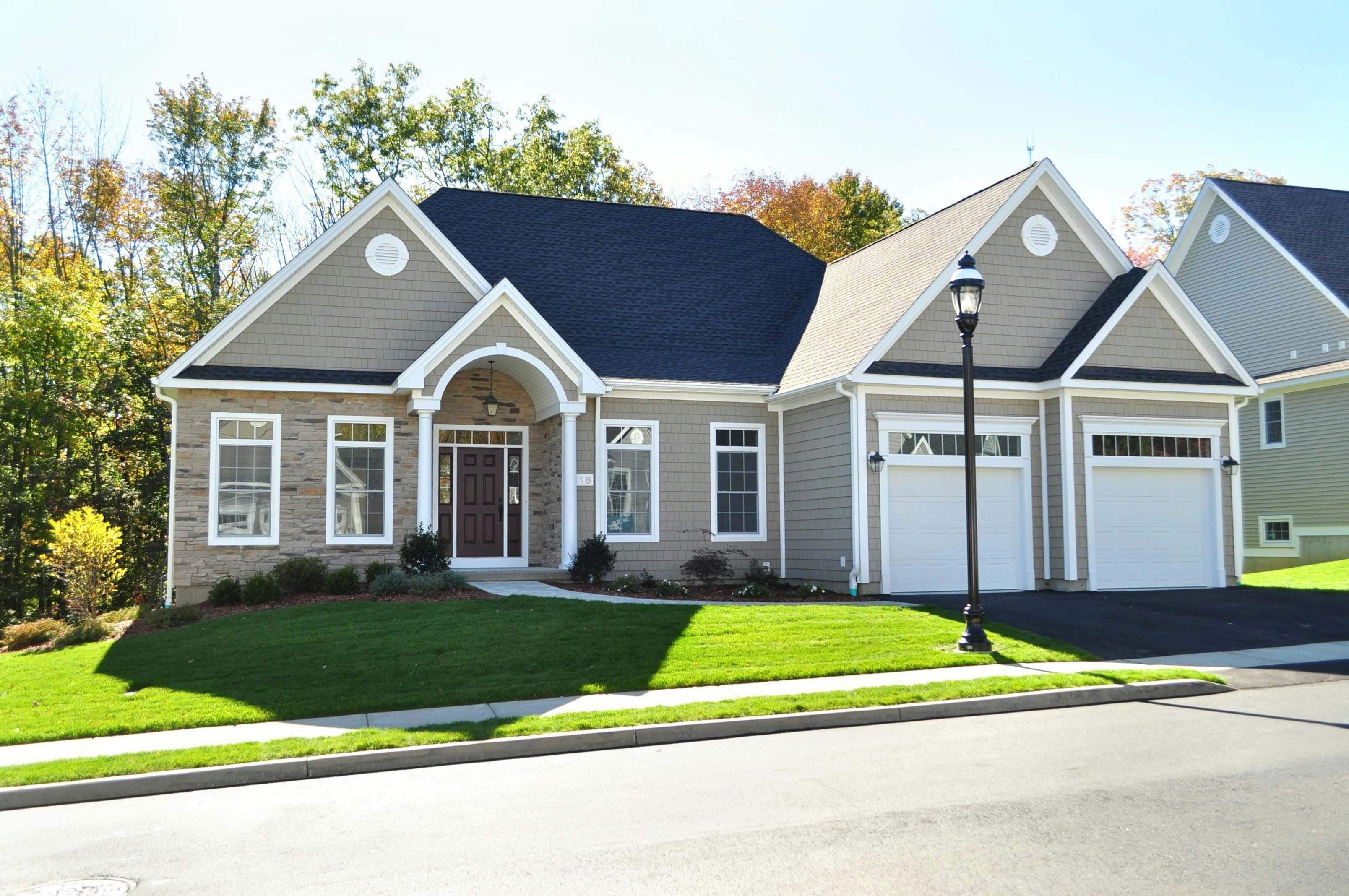 TAINE MTN / ALPINE DR. / PERRY DR., BURLINGTON, CT 06013, Presented by